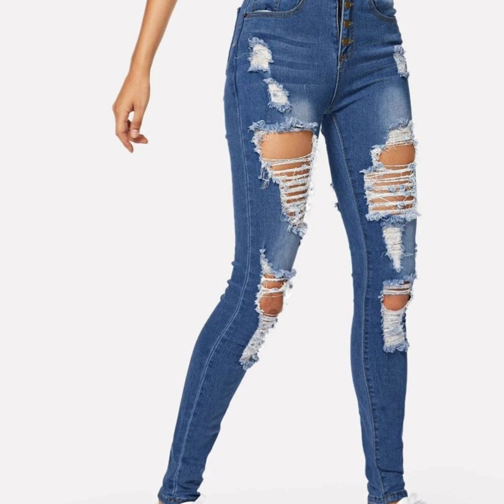 distressed/ripped jeans size 4 dark wash